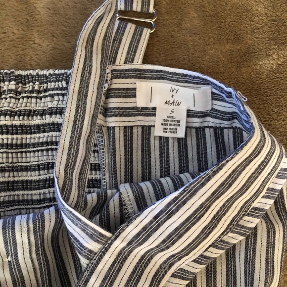 Crop top - Picture 4 of 4